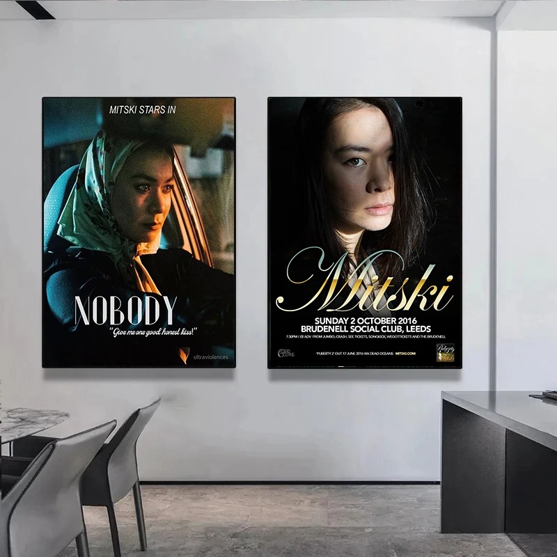 American Pop Singer MITSKI Art - Musical Instrument Painting recension och pris